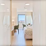 アパートホテル Remaneo 4*