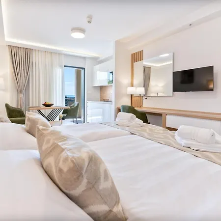 Remaneo Aparthotel Promajna