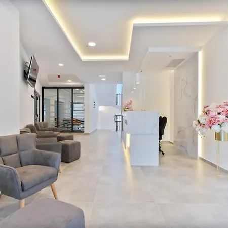 Remaneo Aparthotel Promajna