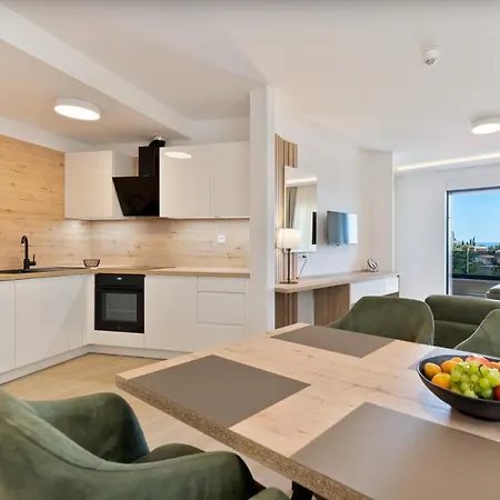 Remaneo Aparthotel 4* プロマイナ