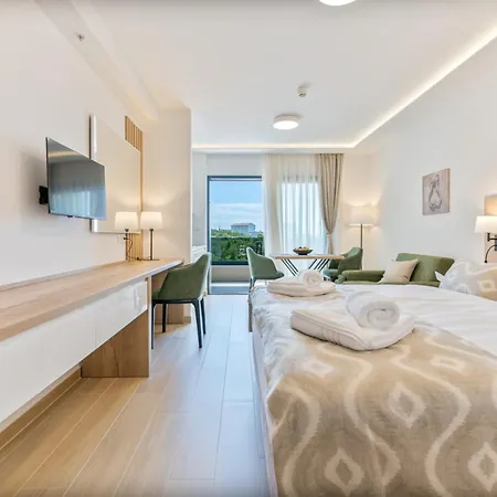Remaneo Apart Otel *