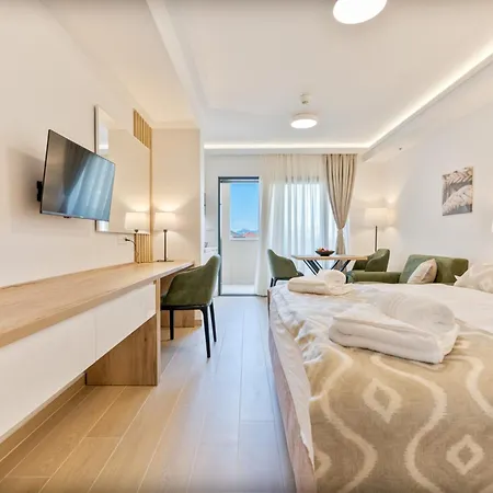 アパートホテル Remaneo