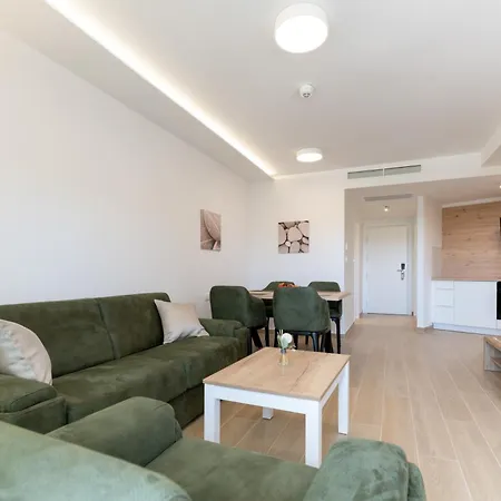Aparthotel Remaneo Promajna