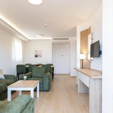 Remaneo Aparthotel