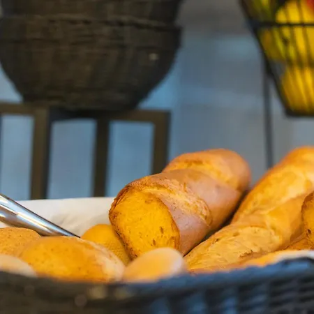 アパートホテル Remaneo